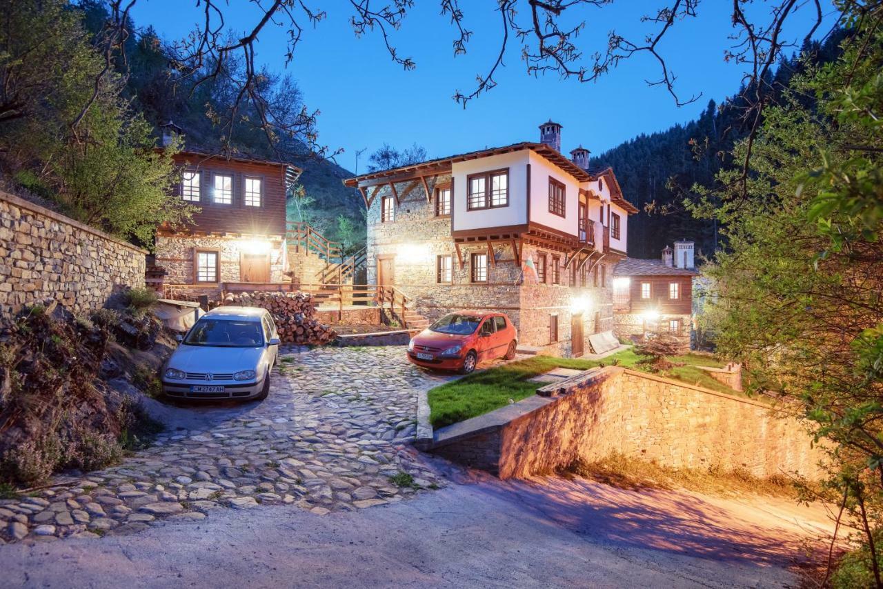 Къща За Гости Гайтана Shiroka Luka  Ngoại thất bức ảnh
